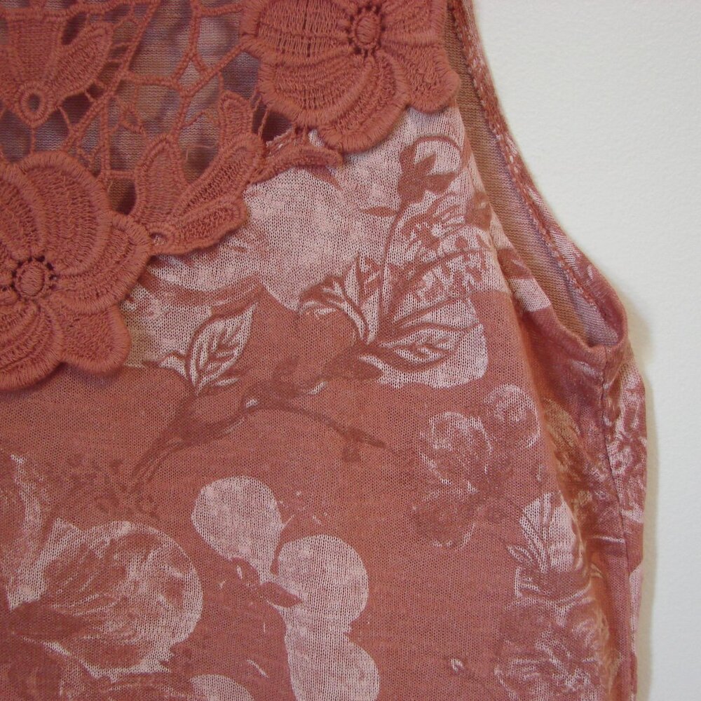 Crochet Lace Floral Tank Top Italy Soft Pink Salmon Boho Flowy Loose Size Small - Picture 5 of 14